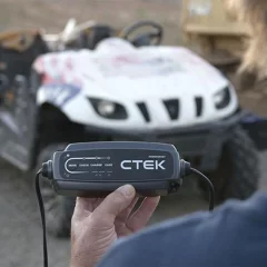 CTEK CT5 Powersport akkulaturi 12V 2,3A